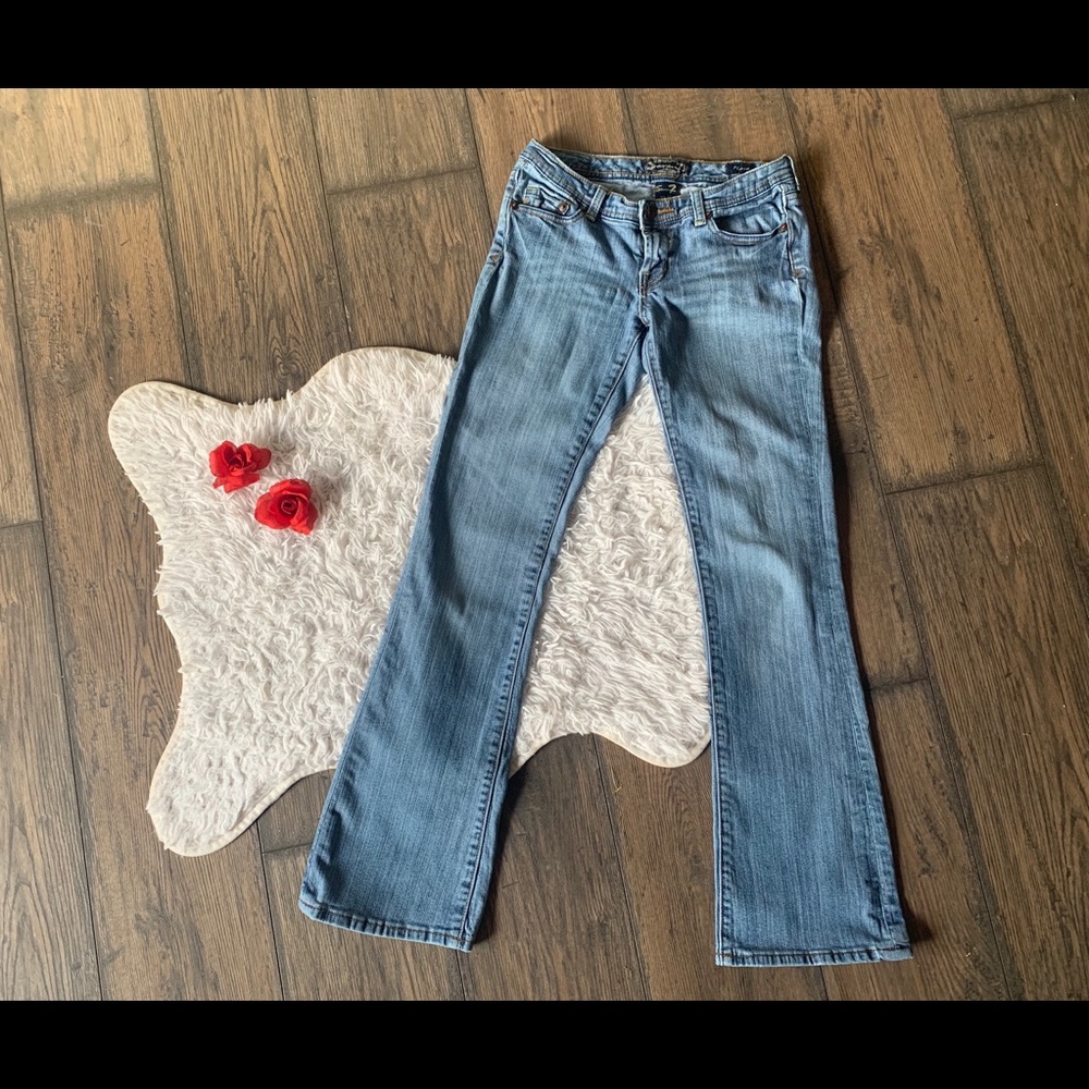 Seven 7 Jeans Flare Size 27 Light Blue Wash